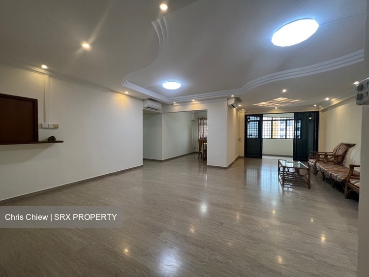 Blk 286B Toh Guan Road (Jurong East), HDB Executive #520641751